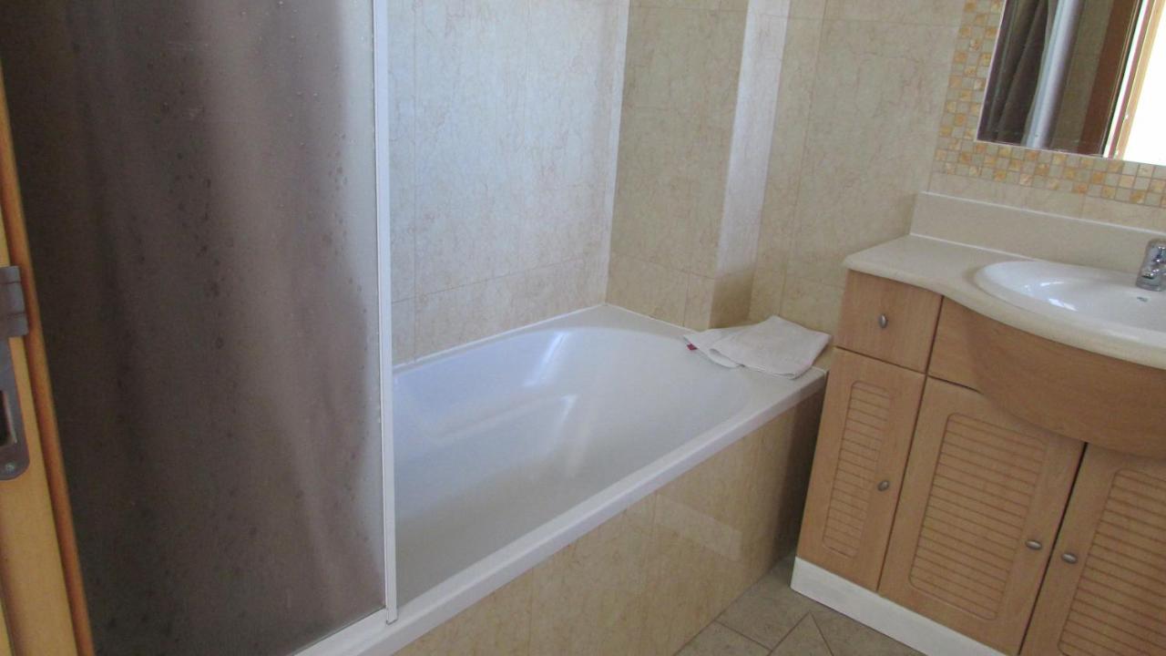 Apartamentos Pomba Branca Olhos de Agua  Dış mekan fotoğraf